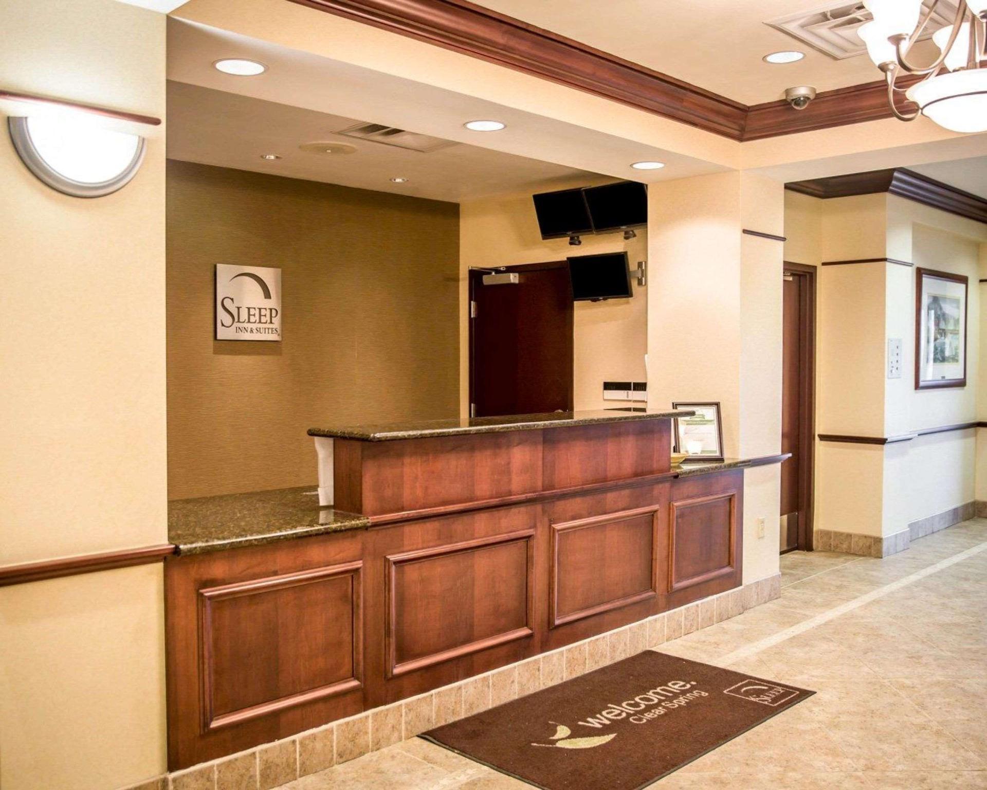 Holiday Inn Express & Suites Clear Spring By Ihg Екстериор снимка