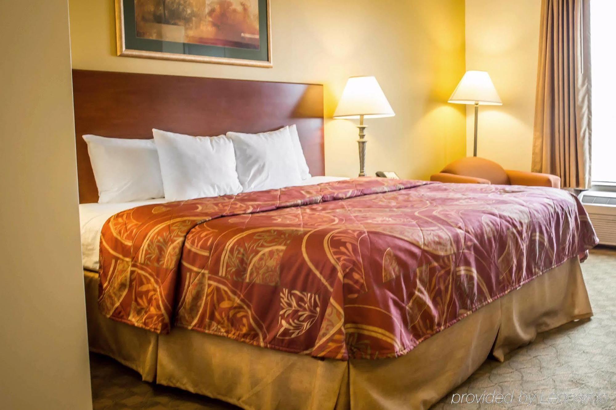 Holiday Inn Express & Suites Clear Spring By Ihg Екстериор снимка