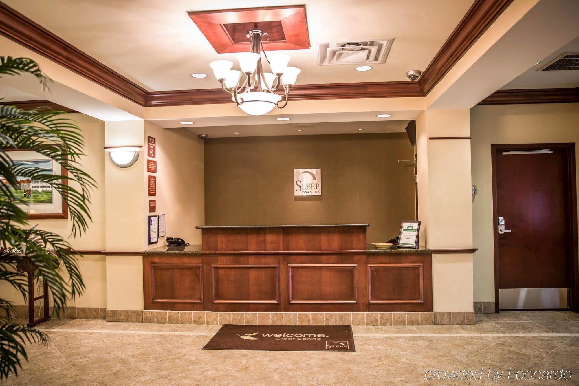 Holiday Inn Express & Suites Clear Spring By Ihg Екстериор снимка