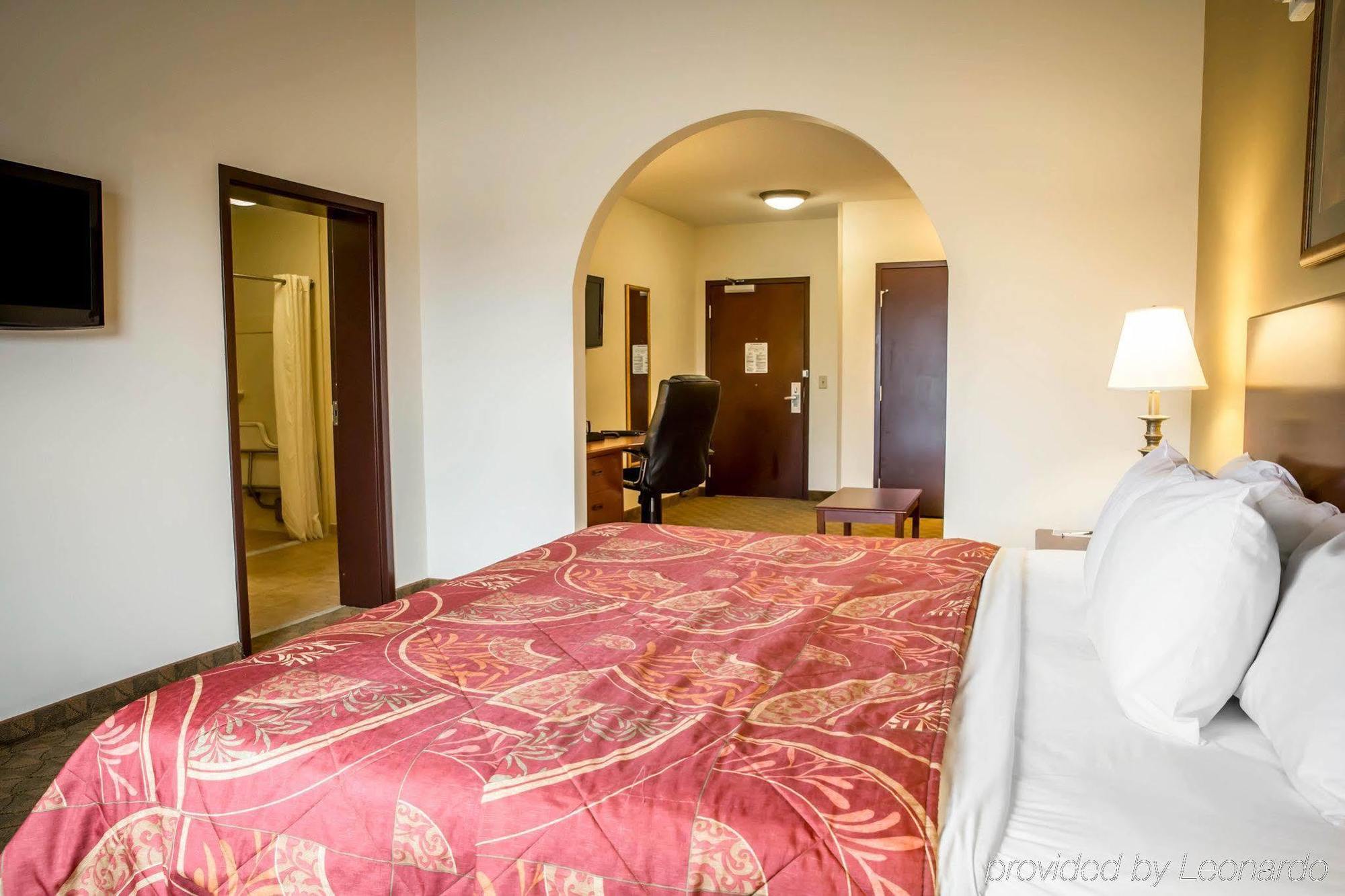 Holiday Inn Express & Suites Clear Spring By Ihg Екстериор снимка