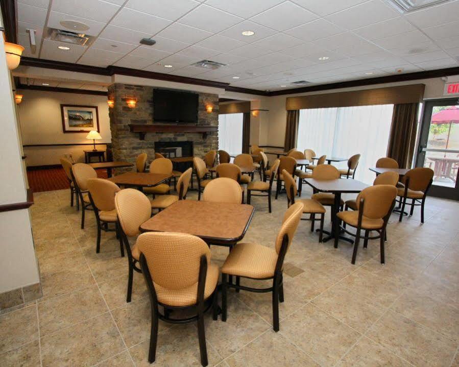 Holiday Inn Express & Suites Clear Spring By Ihg Екстериор снимка